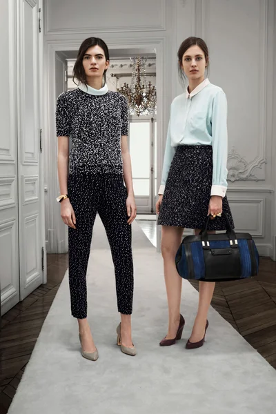Look 3